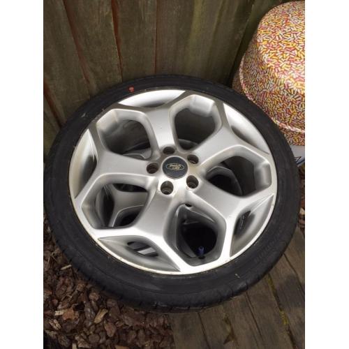 Ford ST wheels 18"