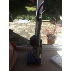 Genie upright vacuum cleaner