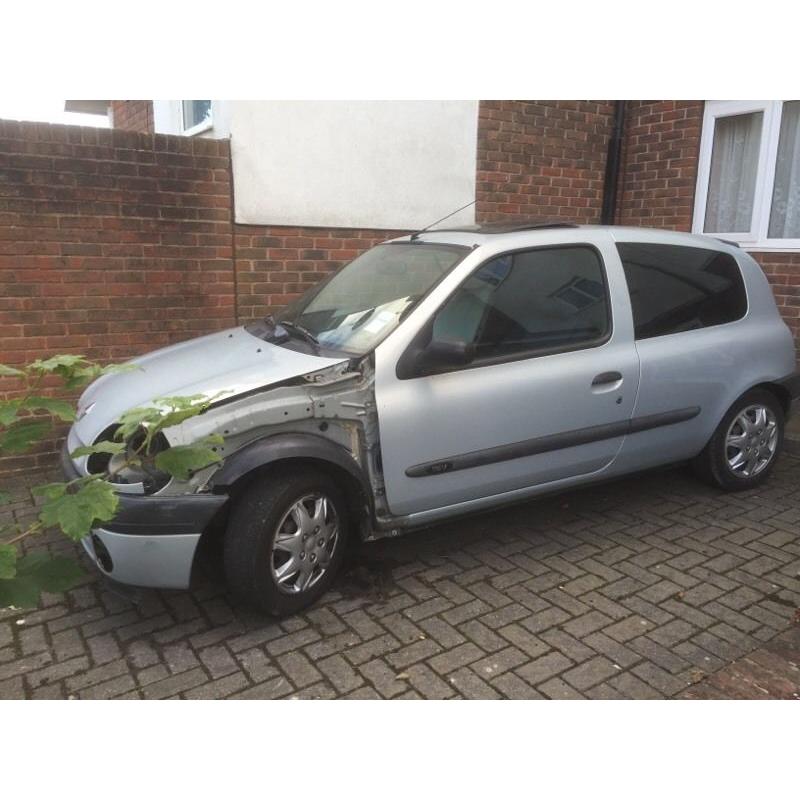 Renault Clio 1.2 breaking MV632