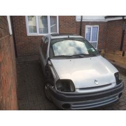 Renault Clio 1.2 breaking MV632