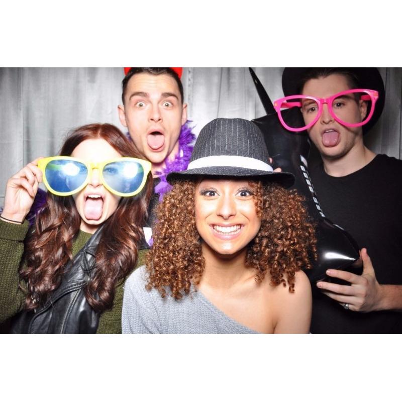 Photo Booth Hire Manchester - SPECIAL OFFER!!! Manchester Photo Booth Hire