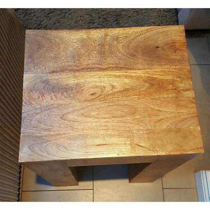 Solid Oak Side/Lamp Table
