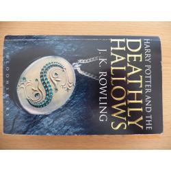 Harry Potter books collection on 7 books