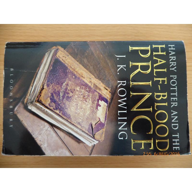 Harry Potter books collection on 7 books