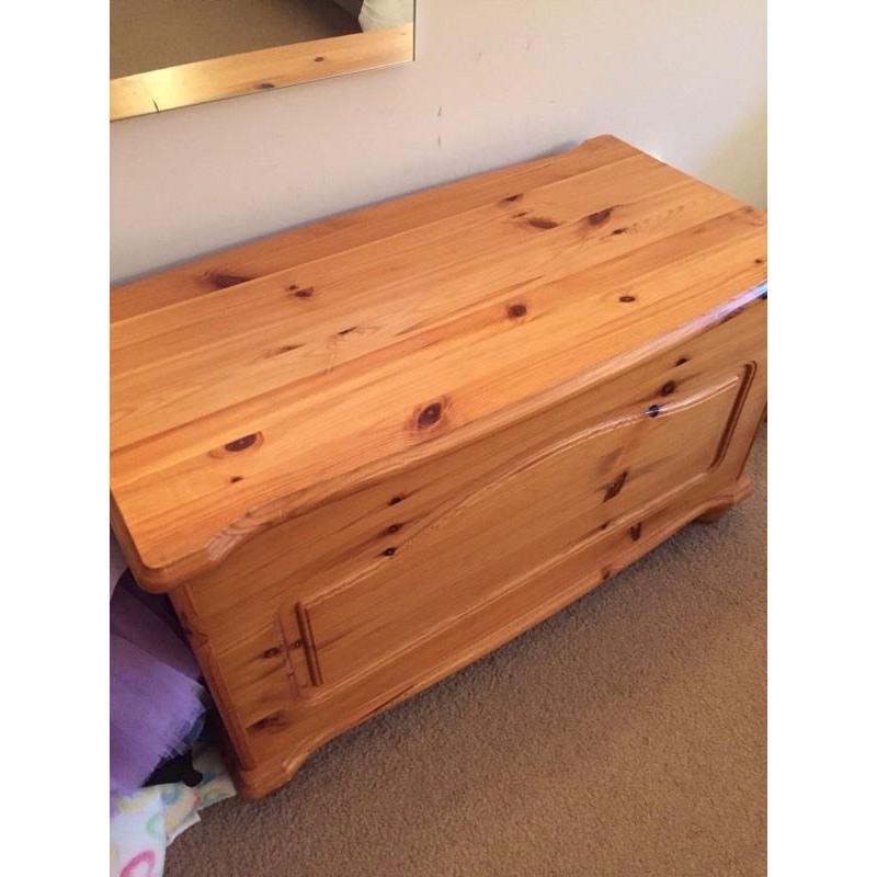 Solid pine storage chest