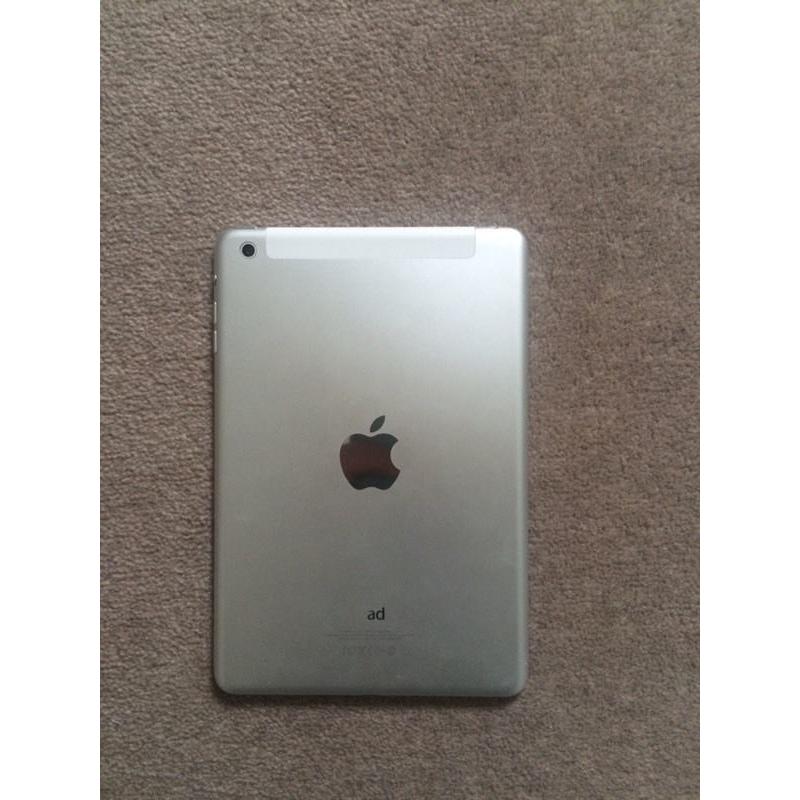 Apple iPad mini ? Wi?Fi ? 32 GB ? Cellular White/Silver ? 7.9"