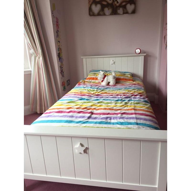 Children's bedroom furniture set-beds, wardrobe& chest of drawers