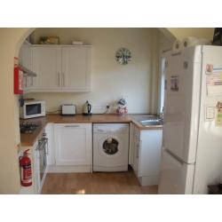 Room to Rent in 4 bed house: Cedar Grove