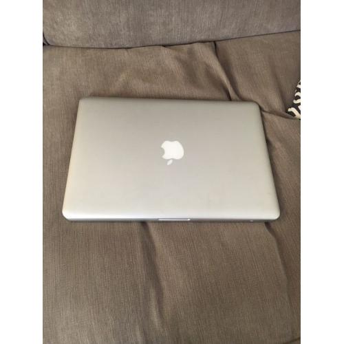 MACBOOK PRO 13"