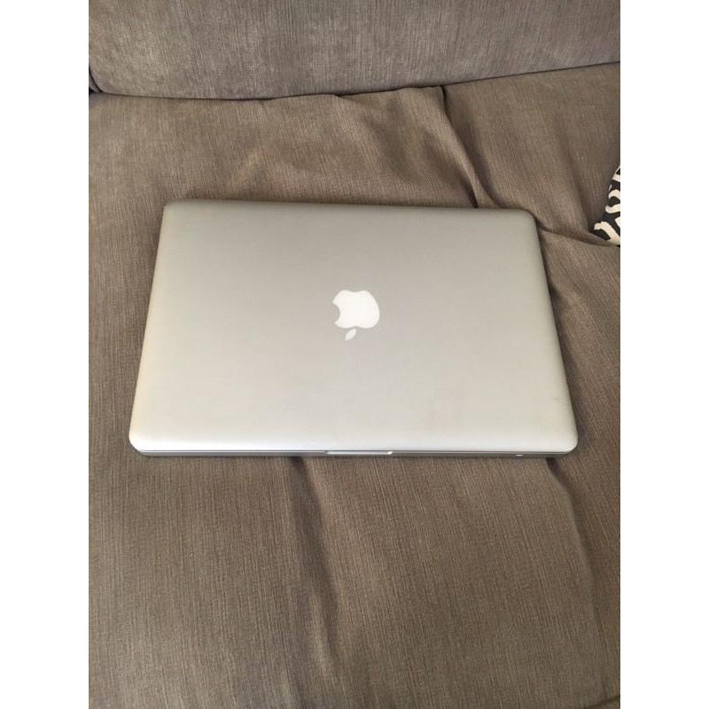 MACBOOK PRO 13"