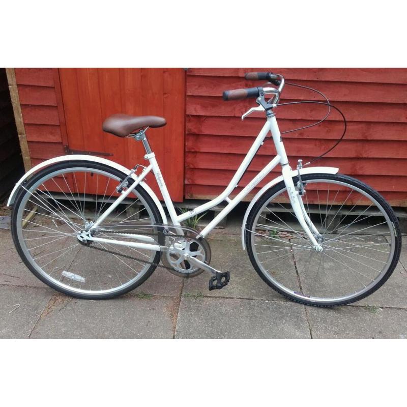 New ladies city/town bike