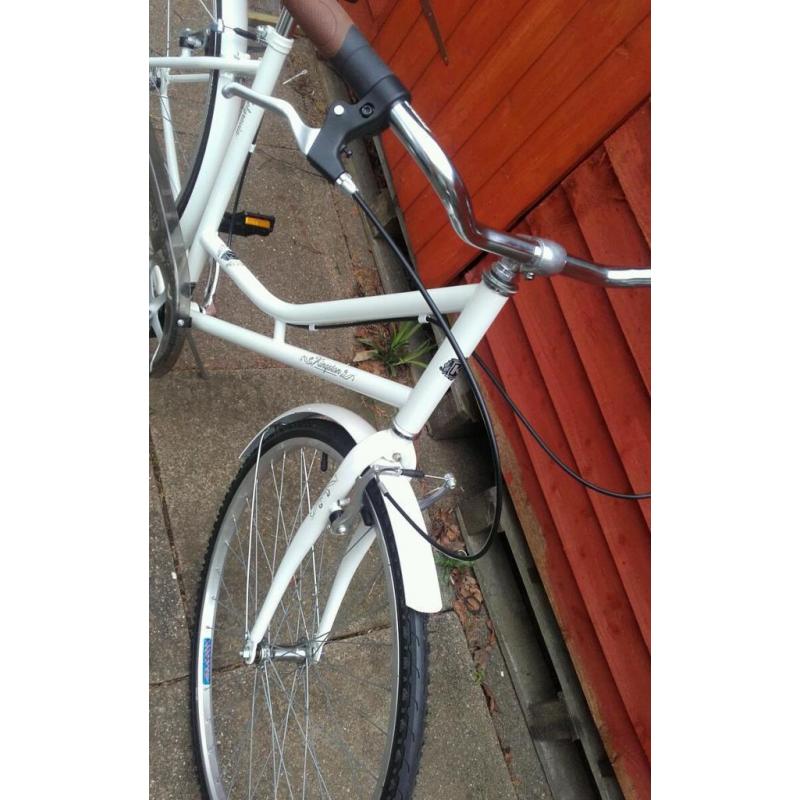 New ladies city/town bike