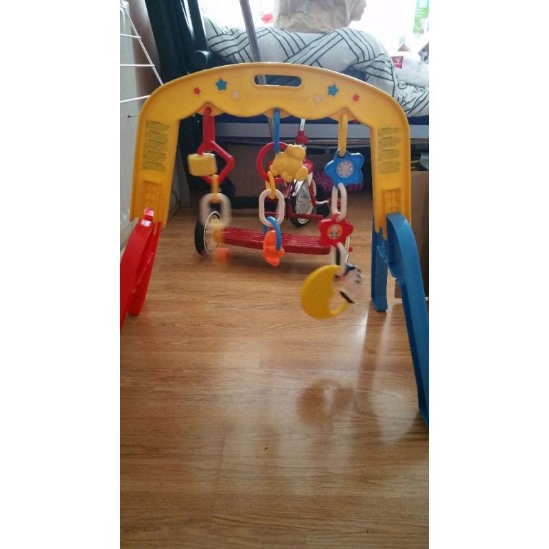 Fisher price activity links gym