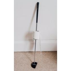 Golf club turned to Toilet Roll holder