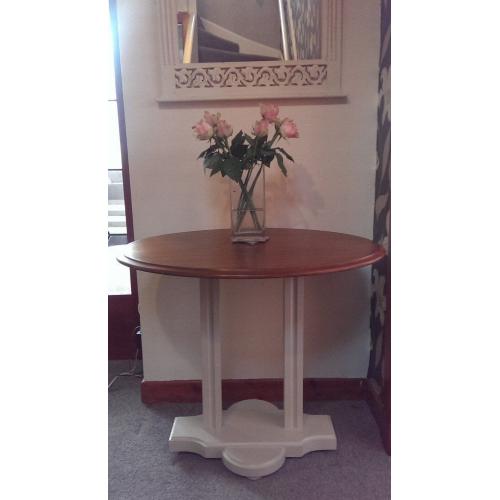Mahogany Coffee/Hall Table *Reconditioned*
