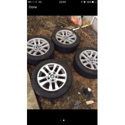 Bmw wheels and new bolt kit to fit a vivaro . Trafic . Primastar