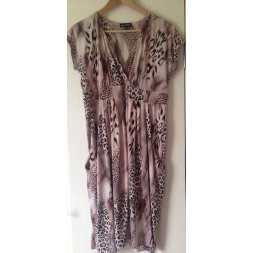 Gorgeous Marble dress with pockets