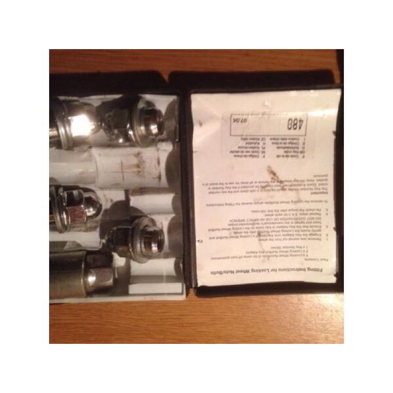 Mitsubishi Lightweight Locking Wheel Nuts