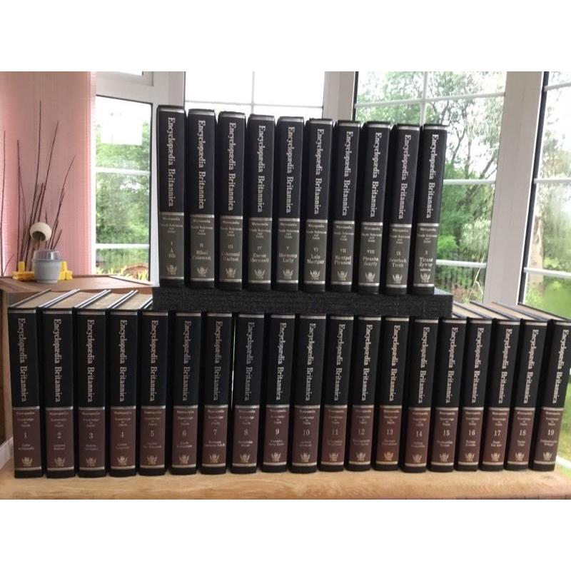 Encyclopaedia Britannica 45 volumes