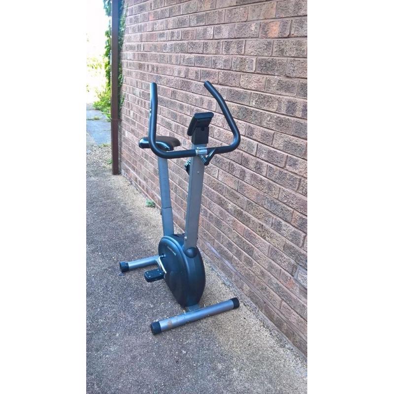 Star Shaper magnetic exercise bike in good shape