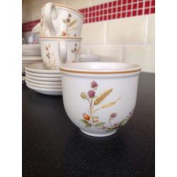 Complete dining set
