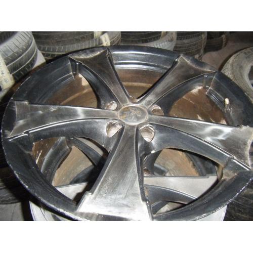 CHEAP ALLOY WHEELS FORD 5 STUD AND NISSAN SKYLINE MAZDA ALLOYS BOTH 18 INCH