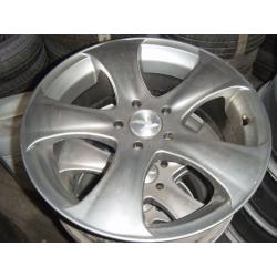CHEAP ALLOY WHEELS FORD 5 STUD AND NISSAN SKYLINE MAZDA ALLOYS BOTH 18 INCH