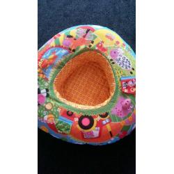 Baby donut seat