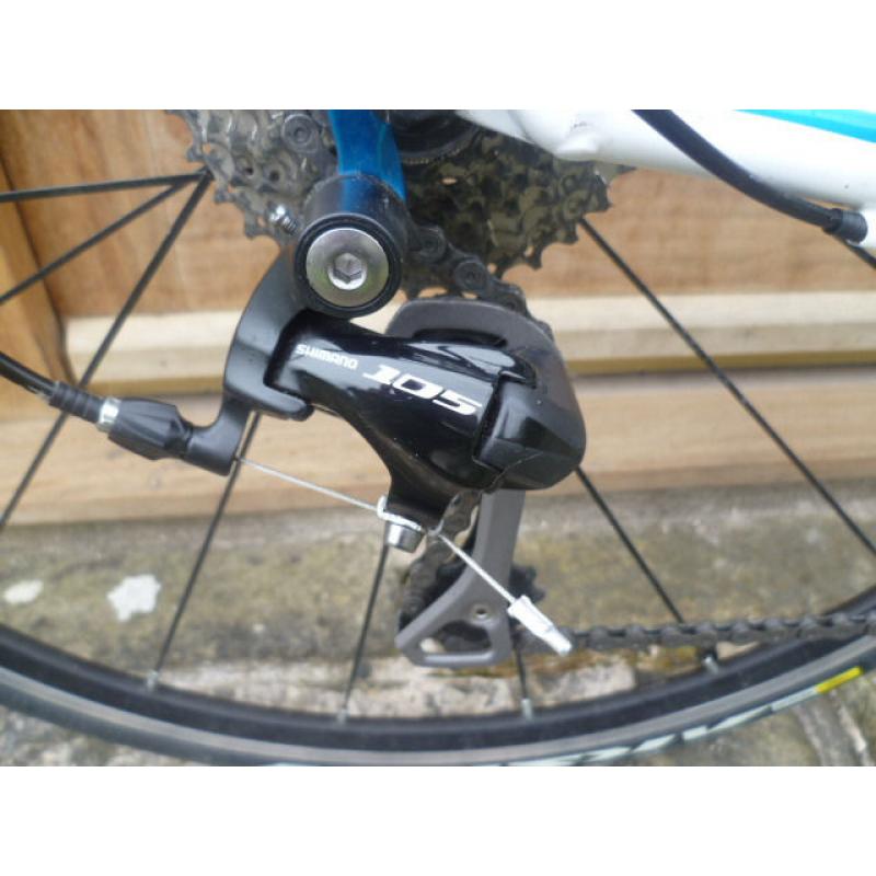 Cube Peleton road bike size 62