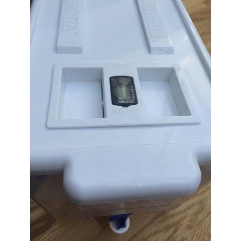 Brita 'Optimax' water filter, 8.5 litre capacity