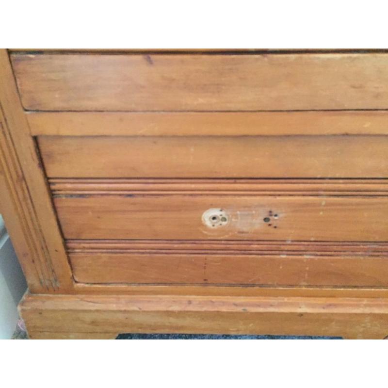 Victorian pine chest of drawers with mirror