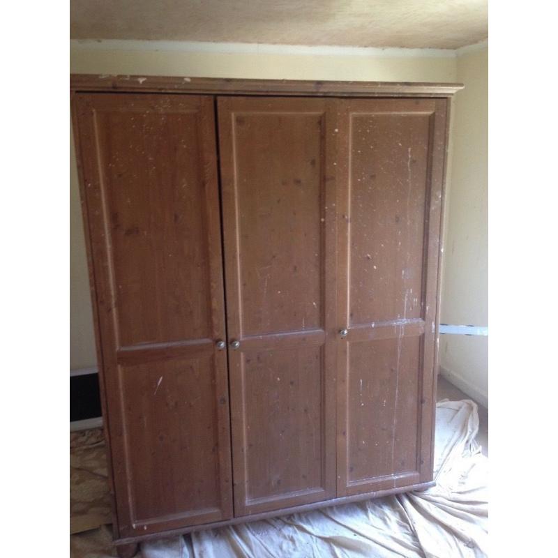 Double shabby chic wardobe