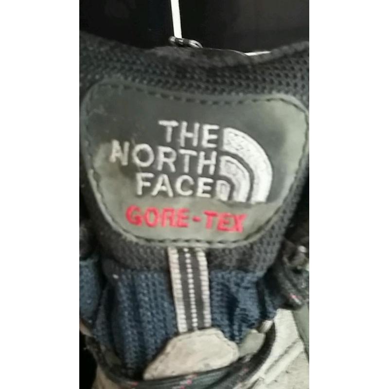 North face mens boots size 8