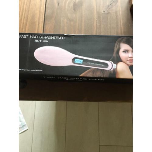 Hair straightener brush