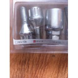 locking wheel nuts