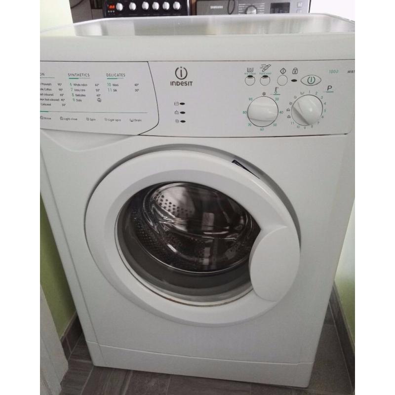 INDESIT white washing machine 6kg