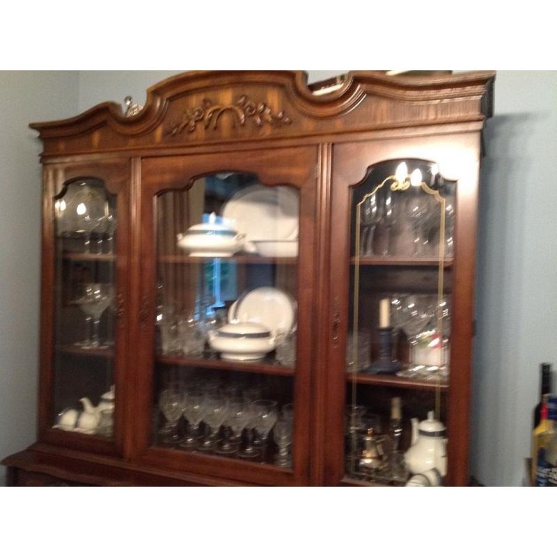 Large SOLID DARK WOOD DISPLAY DRESSER / UNIT
