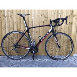 Giant Defy Composite (58cm) / Ultegra 6700 / SRAM Red chainset / Mavic Ksyrium / Ritchey
