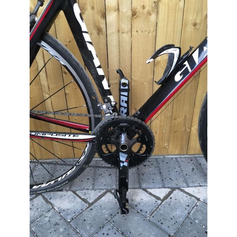 Giant Defy Composite (58cm) / Ultegra 6700 / SRAM Red chainset / Mavic Ksyrium / Ritchey