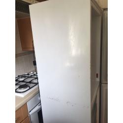 Hot point fridge freezer