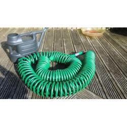 Concertina garden hose