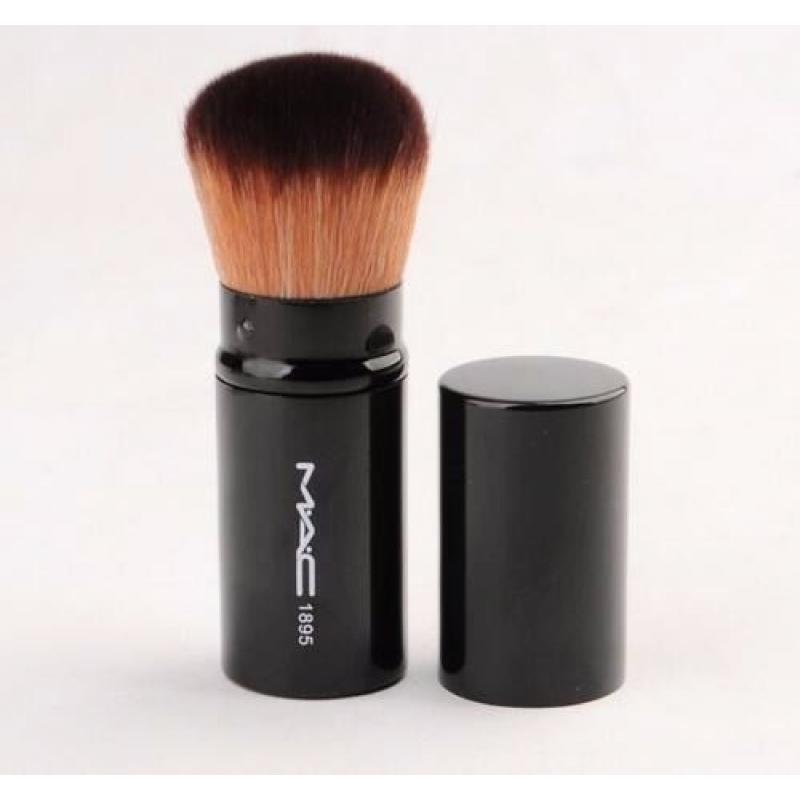 MAC Pro Retractable Brush Super soft Brand New Face Powder Makeup Brush Tool