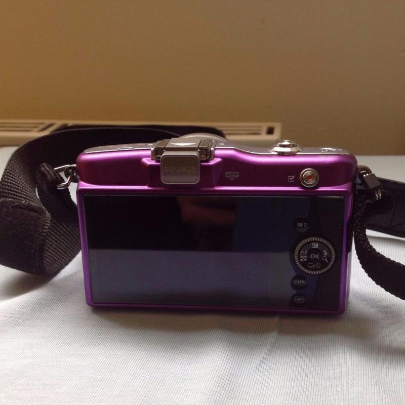 Olympus PEN E-PM1 Digital Camera - Purple (Kit w/ 14-42mm Lens)