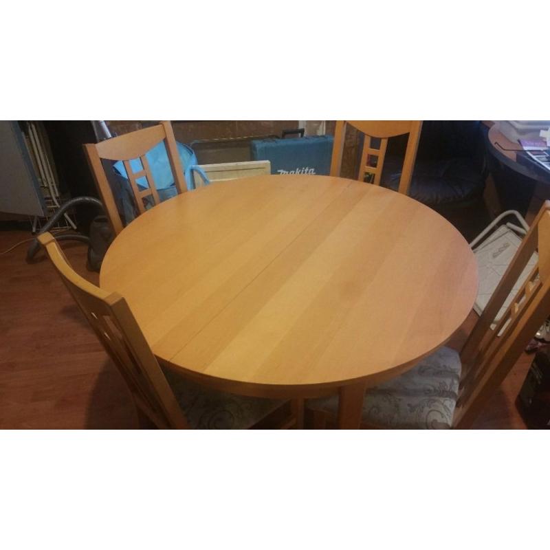 Dinning table with 6 chairs