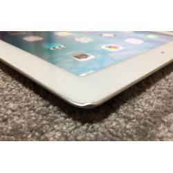 Ipad 4 16GB Wifi it's not mini! Working prfect!