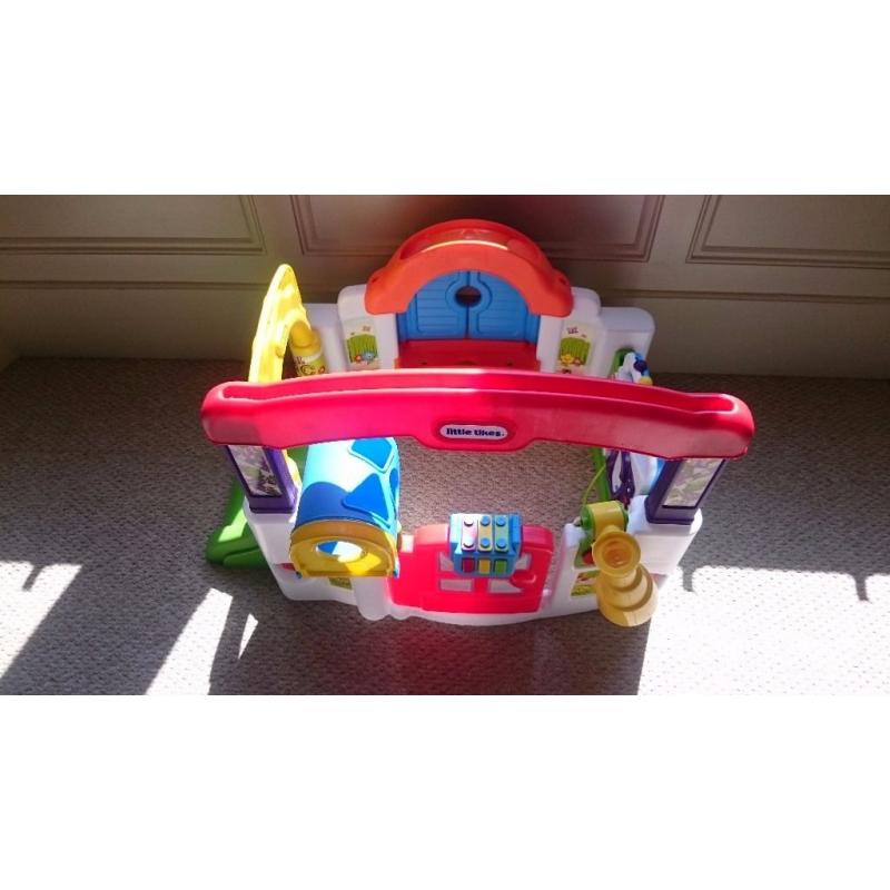 LITTLE TIKES ACTIVITY CENTRE