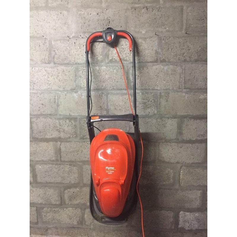 Lawnmower /flymo 300v