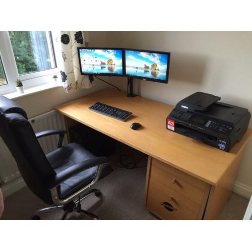 2 X dell 19" monitors and stand