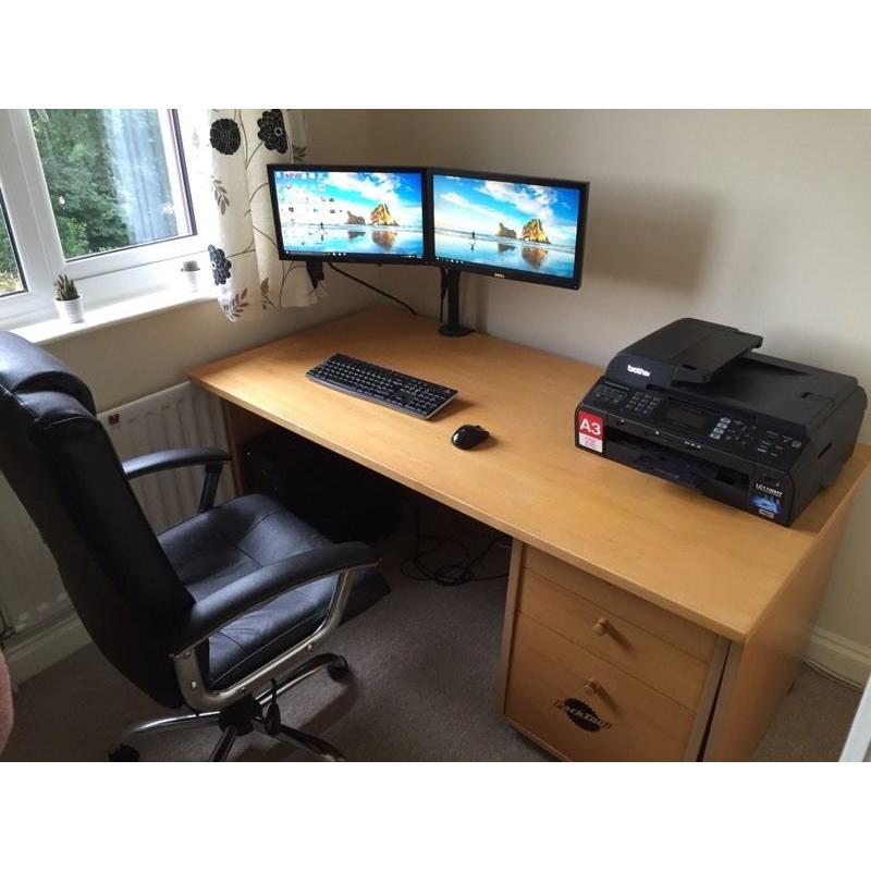2 X dell 19" monitors and stand