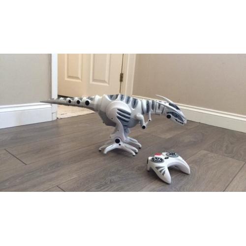 Remote control dinosaur
